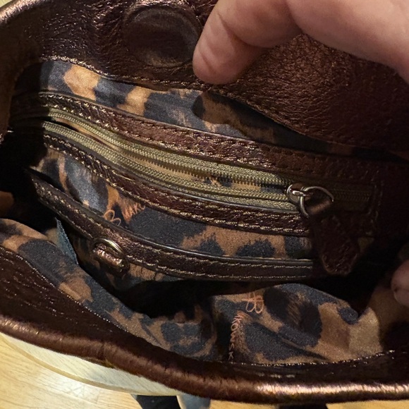 NWT B Makowski Delores Shoulder Bag/Crossbody - Picture 13 of 17